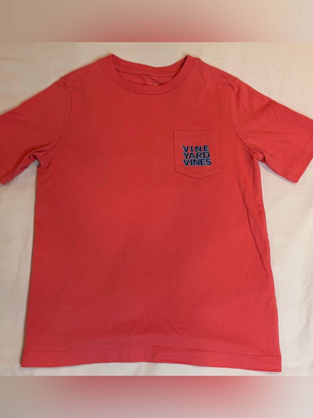 Vineyard Vines classic salmon color tee sz 6 EUC smoke free home